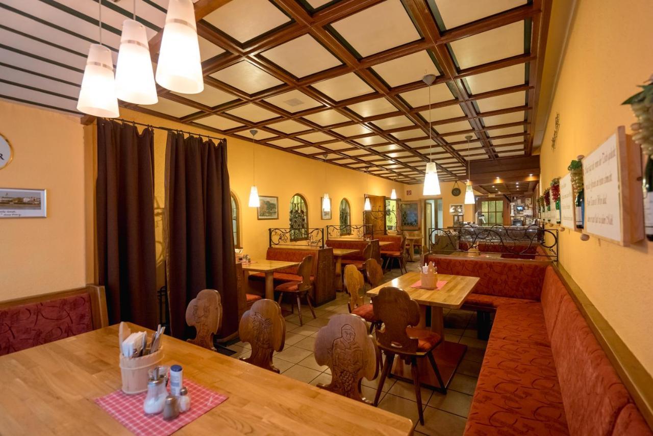 Central-Hotel Traben-Trarbach Ngoại thất bức ảnh