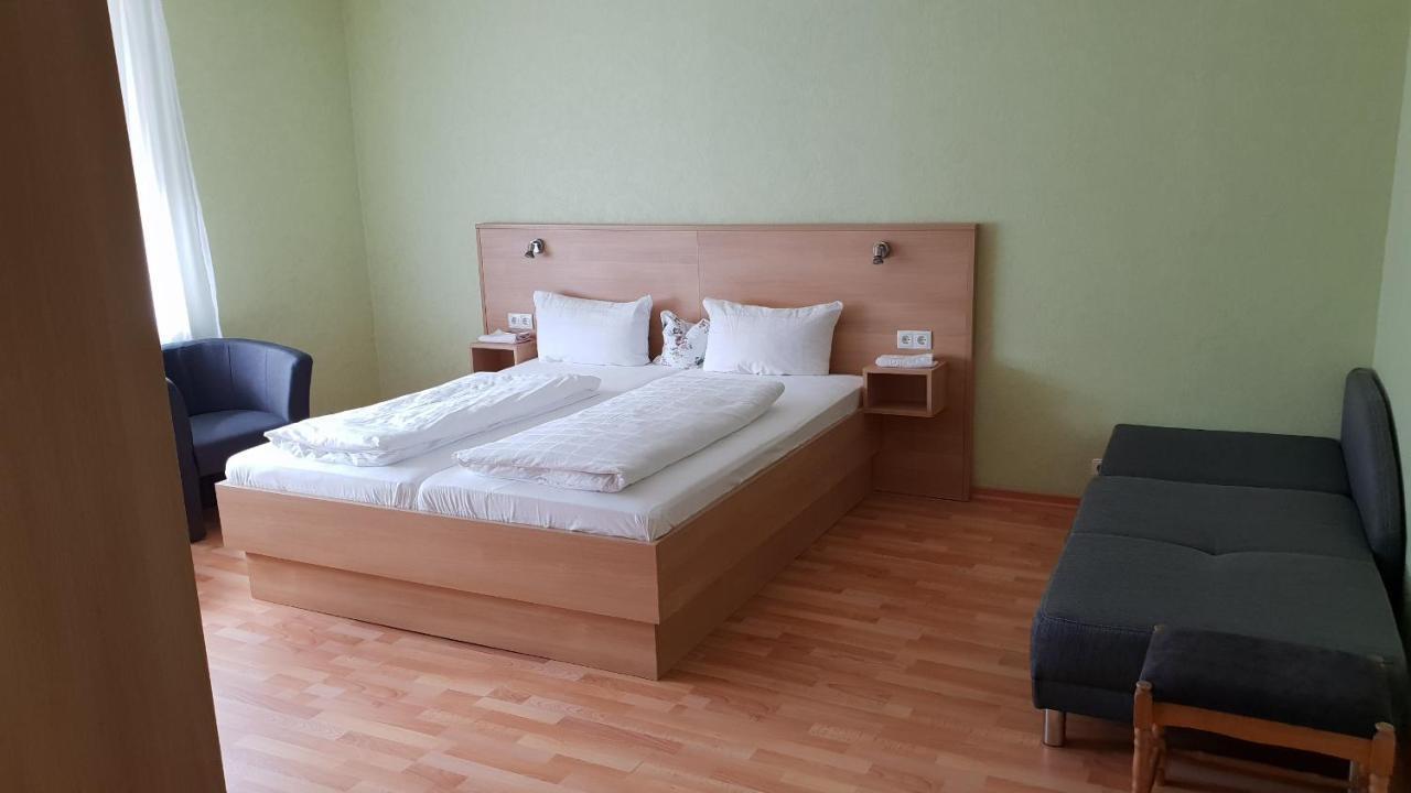 Central-Hotel Traben-Trarbach Ngoại thất bức ảnh